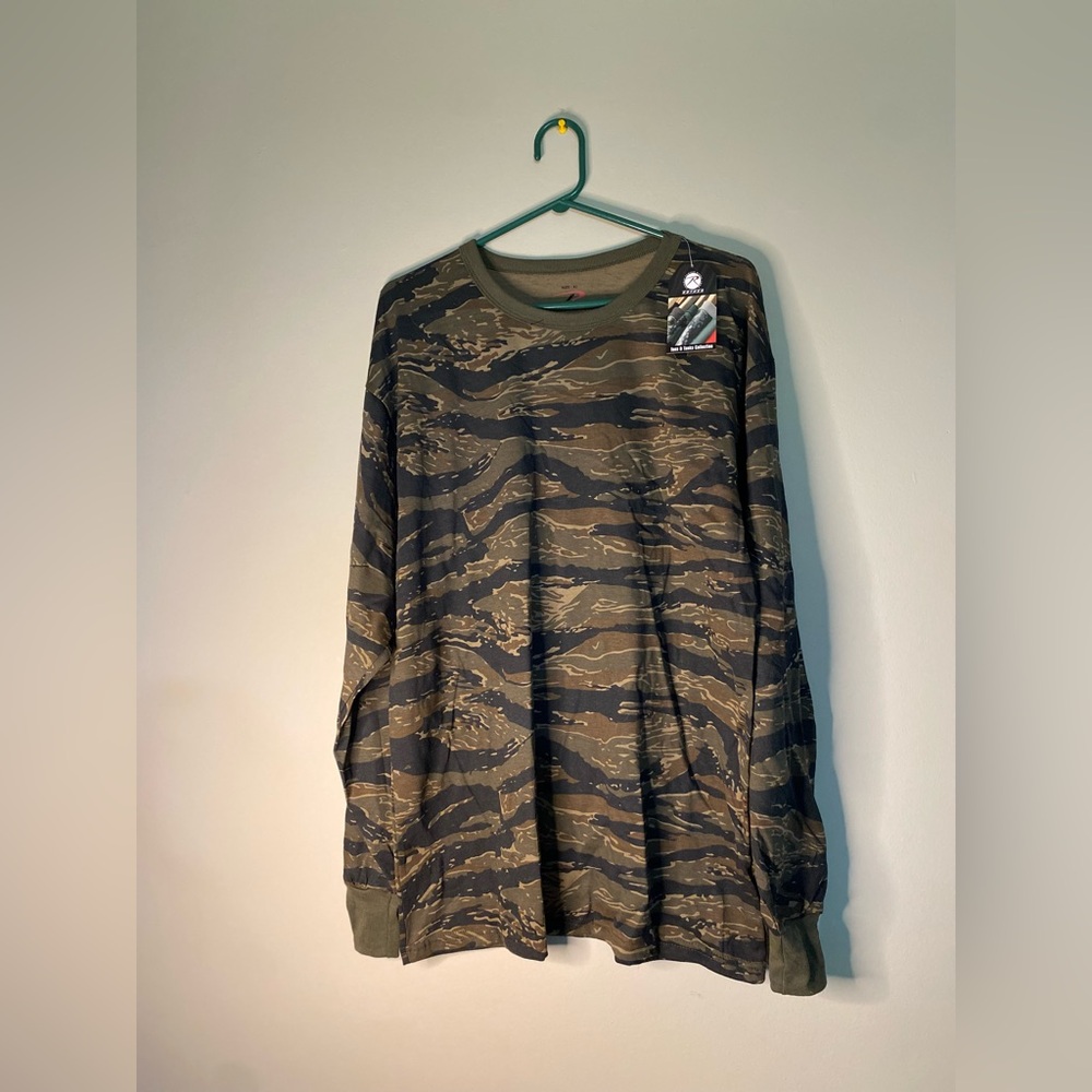 Rothco Men’s Long Sleeve Camouflage Shirt (Size XL) NWT